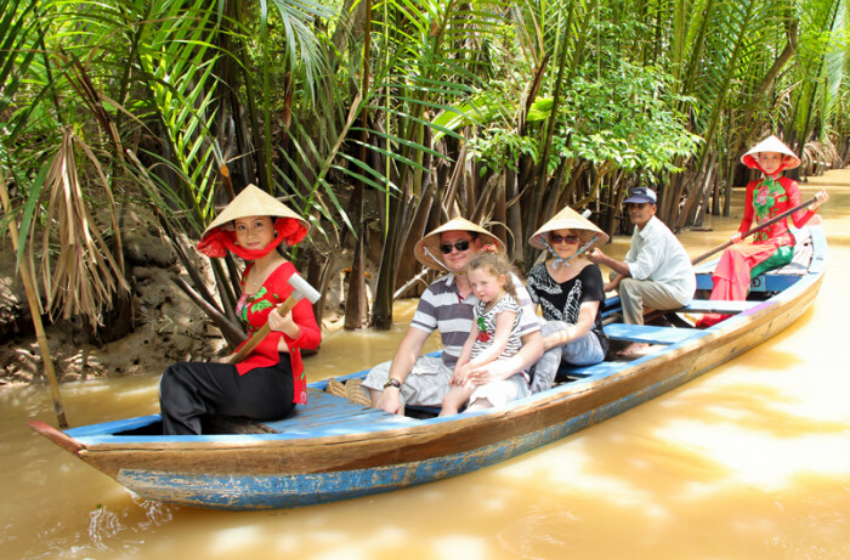 Southern Vietnam Tour 5 Days