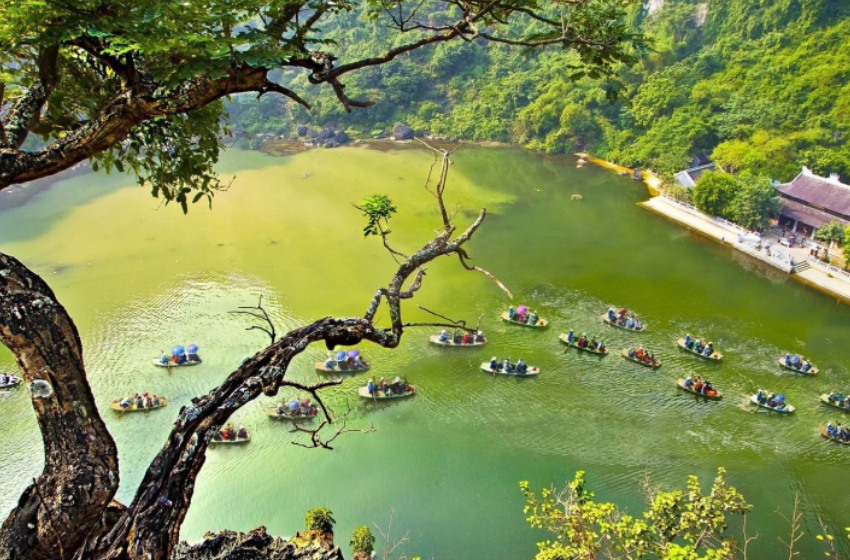 Amazing Ninh Binh 2 Days 1 Night Tour